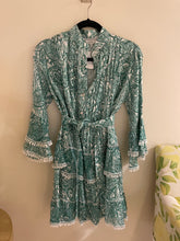 Load image into Gallery viewer, Linen paisley dress