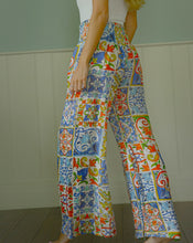 Load image into Gallery viewer, Majolica Beach Pants